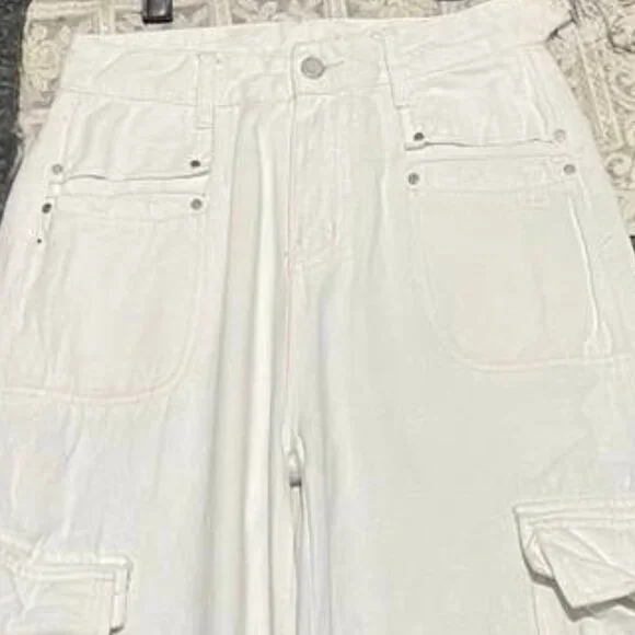White High Rise Wide Leg Cargo Pants with Pockets - Picture 2 of 3
